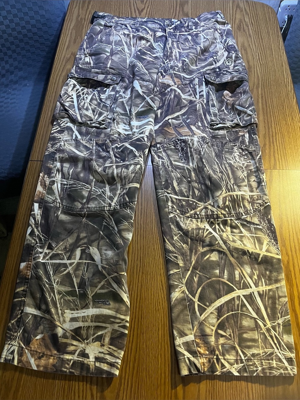 Game Winner Men's Camo Cargo Pants in Brown/Gray Size Medium